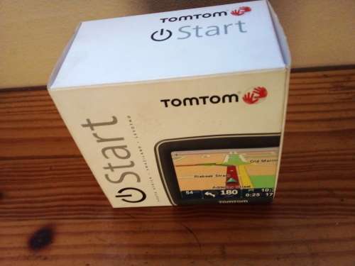 Old Tomtom Navigator with Charger