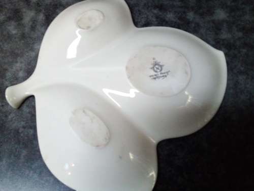 Ivory and Gold Noritake Leaf Shaped Snack Dish