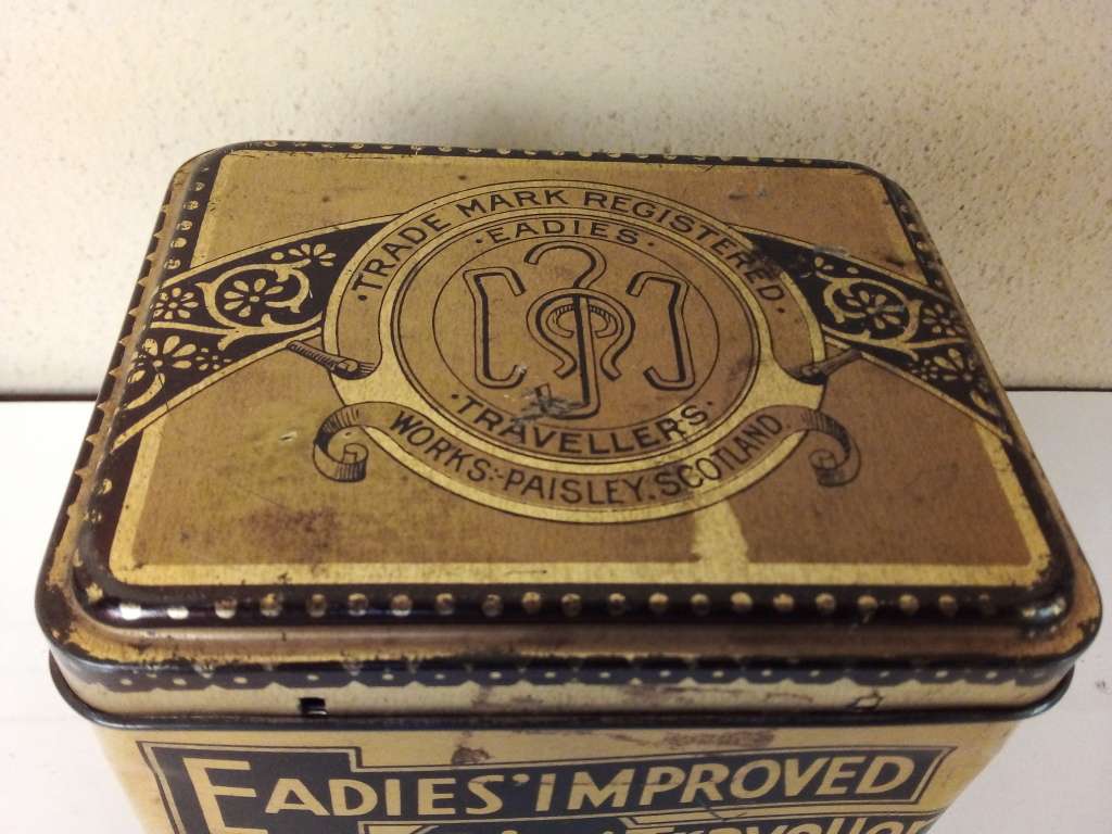 Vintage Ring Travellers Tin