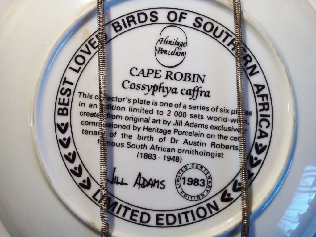 Heritage Porcelain `Cape Robin` Plate (SP004)