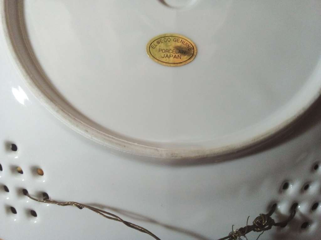 Japanese Bird & Floral Design Mother of Pearl Effect Plate