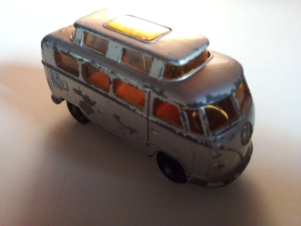 Lesney No 34 Volkswagen Camper Die Cast (SP210)