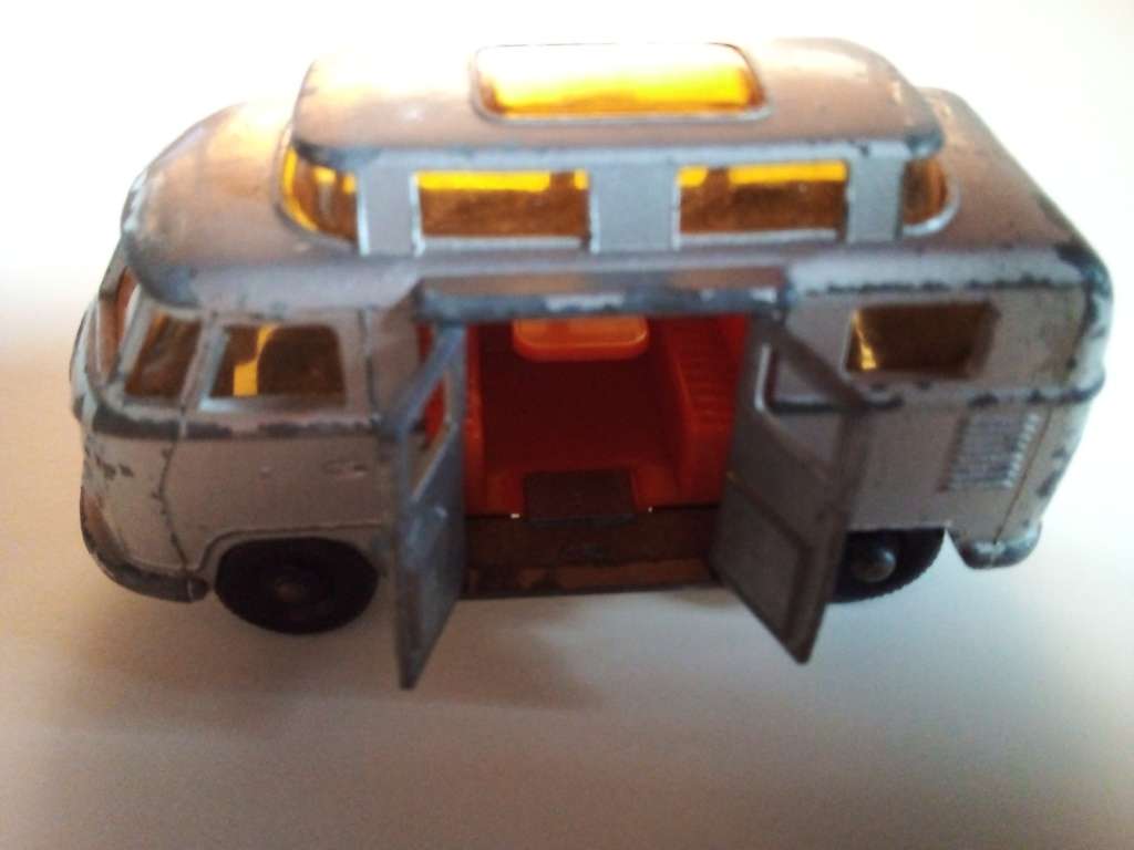 Lesney No 34 Volkswagen Camper Die Cast (SP210)