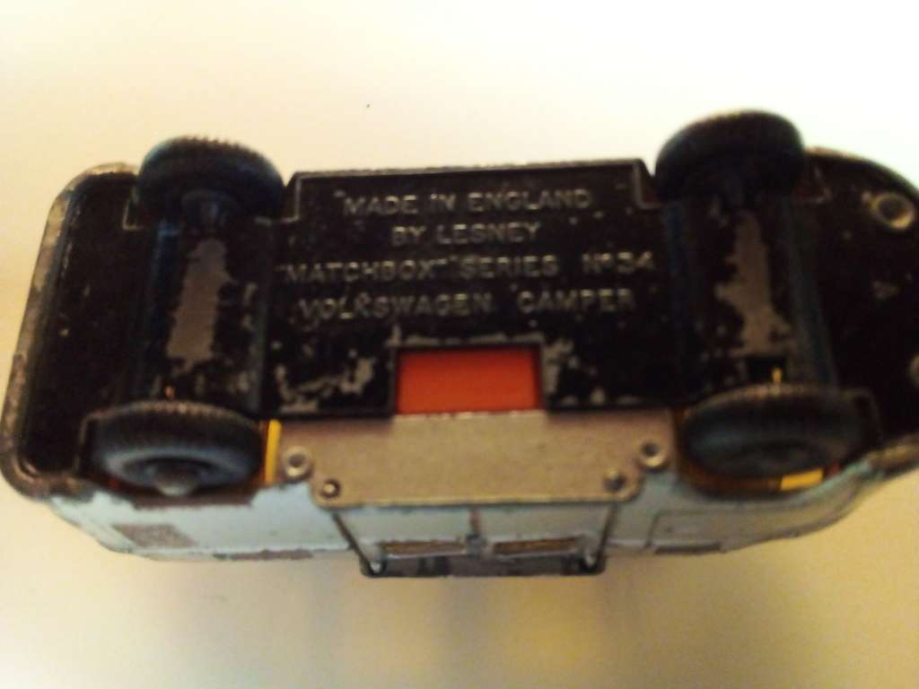 Lesney No 34 Volkswagen Camper Die Cast (SP210)