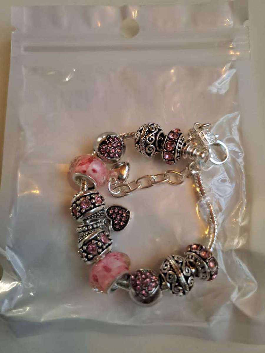 18cm Silver Plate Pink Heart Pendant Bracelet
