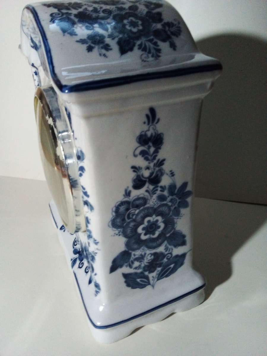 Special Limited Collectors Edition Delft Clock - See Description