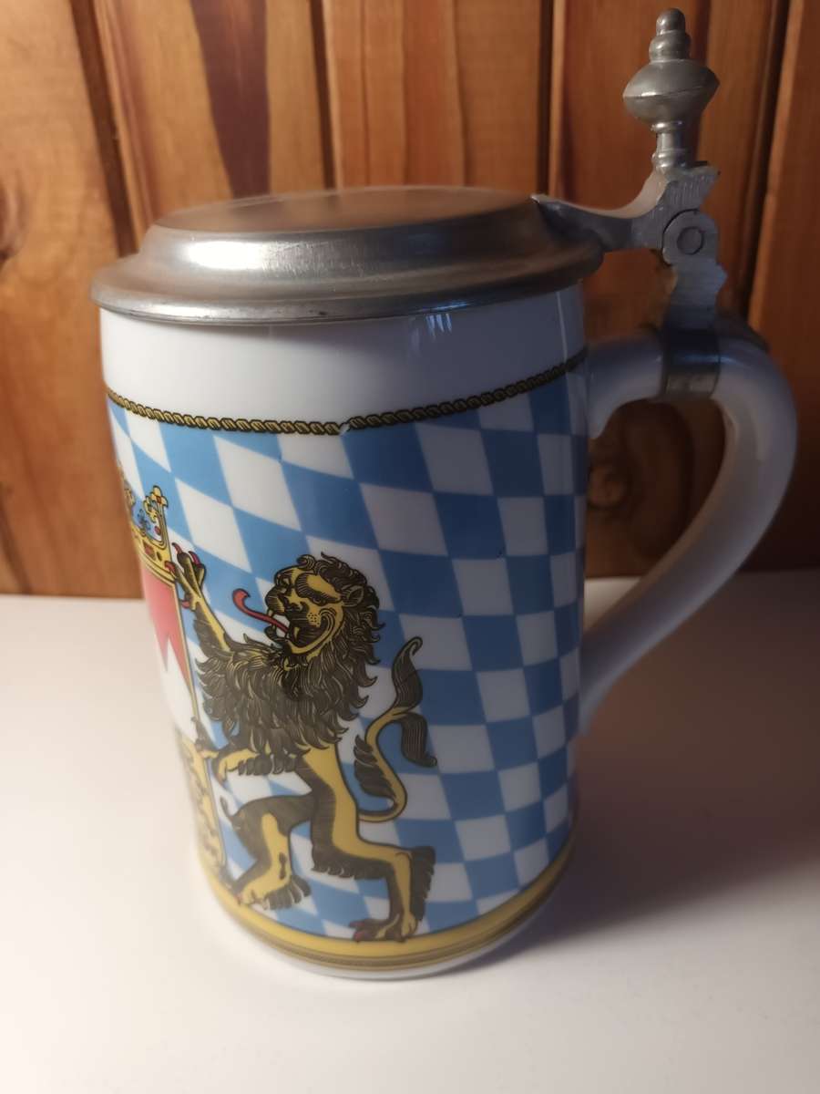 Vintage Tankard with Message from Apollo 15 Pilot
