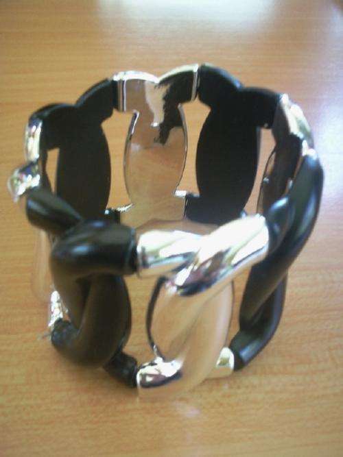 Black & Silver Effect Fashion Bangle