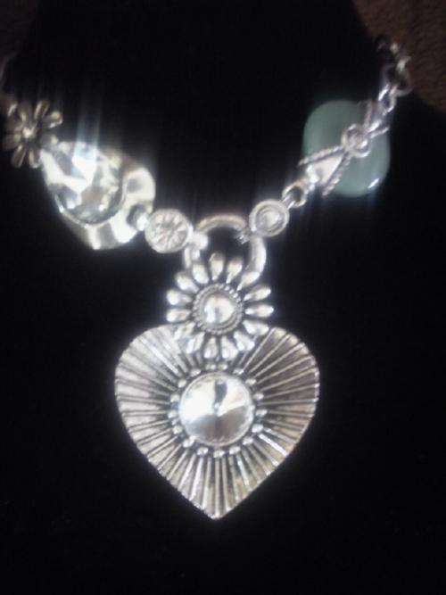 Fashion Flower & Stone Necklace