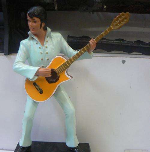 VERY RARE ELVIS PRESLEY STATUE WOW DONT MISS OUT!!!!