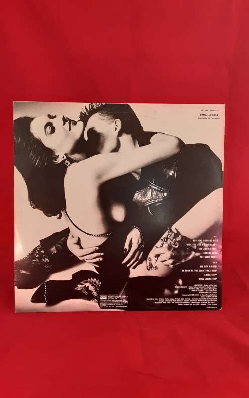 Scorpions - Love at First Sting