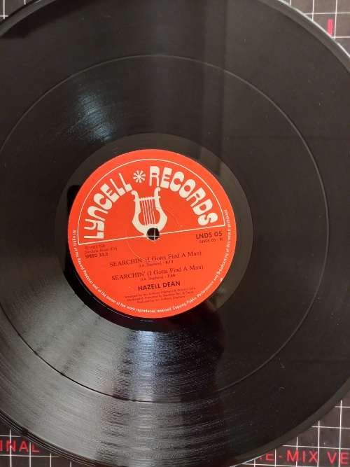 Hazel Dean - Searchin` ( I gotta Find a man) Vinyl LP