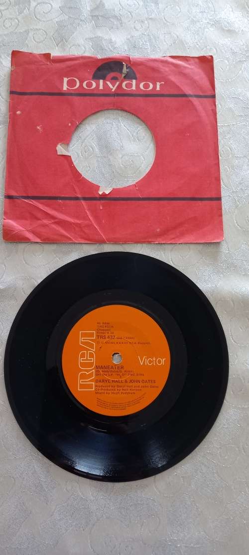 Daryl Hall & John Oates - Maneater 7` Vinyl LP