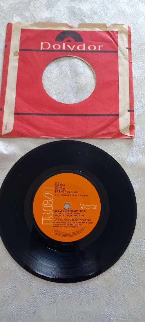 Daryl Hall & John Oates - Maneater 7` Vinyl LP