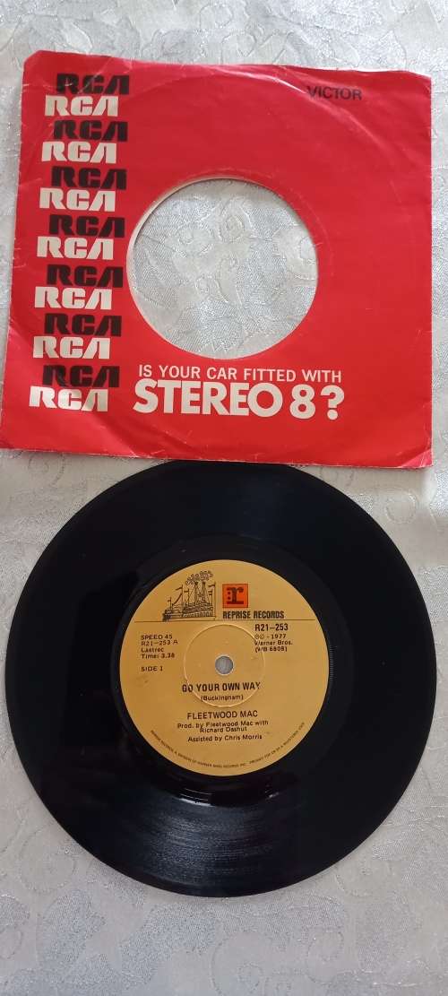 Fleetwood Mac - Go Your Own Way 7` Vinyl LP