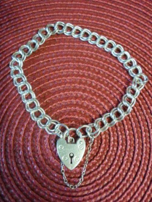 AWESOME!!! 1978 SHEFFIELD SILVER DOUBLE LINK CHARM BRACELET WITH LOCK BY H.G & S