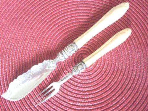 SPECTACULAR!! 1888 & 1889 SHEFFIELD SILVER  & IVORY HANDLED BUTTER KNIFE AND FORK BY RM OVER EH