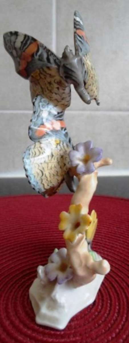 EXQUISITE!! VINTAGE HUTCHENREUTER ACHTZIGER BUTTERFLY FIGURE 155mm X 75mm X 55mm