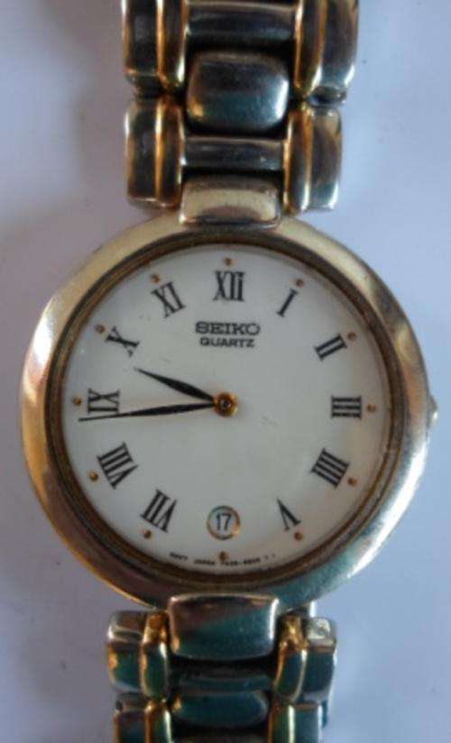 AWESOME!!! VINTAGE UNISEX SEIKO QUARTZ WRIST WATCH - WORKING!!!