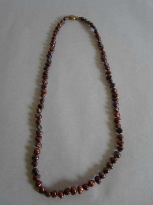 STUNNING!! VINTAGE FRESH WATER PEARL NECKLACE WITH 9ct GOLD CLASP