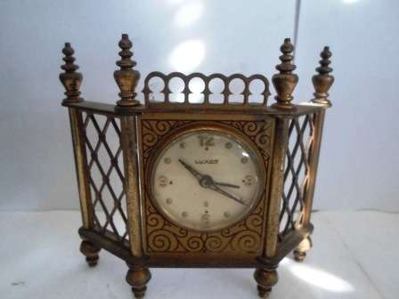 WOW!! VINTAGE LUXOR FIRESCREEN STYLE BRASS CLOCK, NOT WORKING!! NEEDS WORK