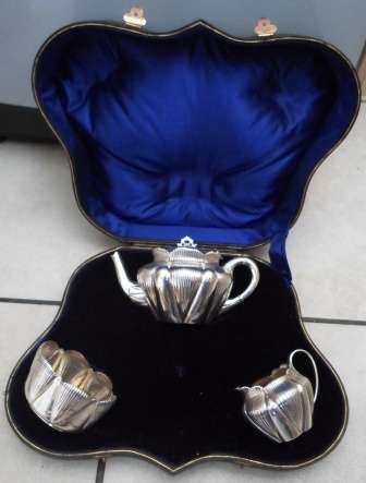 SPECTACULAR!! BOXED 1900 BIRMINGHAM SILVER SUGAR BACHELOR TEA SET BY JOHN SANDERSON & SONS  406.5g
