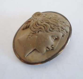 STUNNING!! VICTORIAN ROLLED GOLD & 9ct GOLD CARVED LAVA STONE CAMEO BROOCH 7,6g CIRCA 1870's WOW!!!