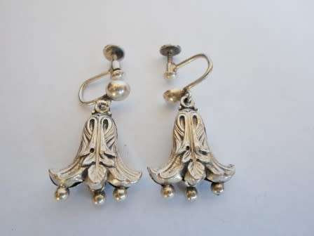 WOW!! VINTAGE HIGHLY DETAILED STERLING SILVER FLOWER BELL EARRINGS CIRCA 1930's   8,5g  WOW!! WOW!