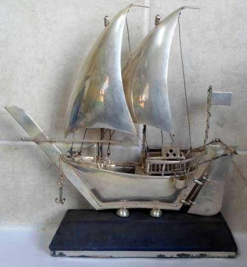 GORGEOUS!! LARGE VINTAGE STERLING SILVER MODEL OF A BOAT SILVER WEIGHT = 321g  VALUE R4950 WOW!!
