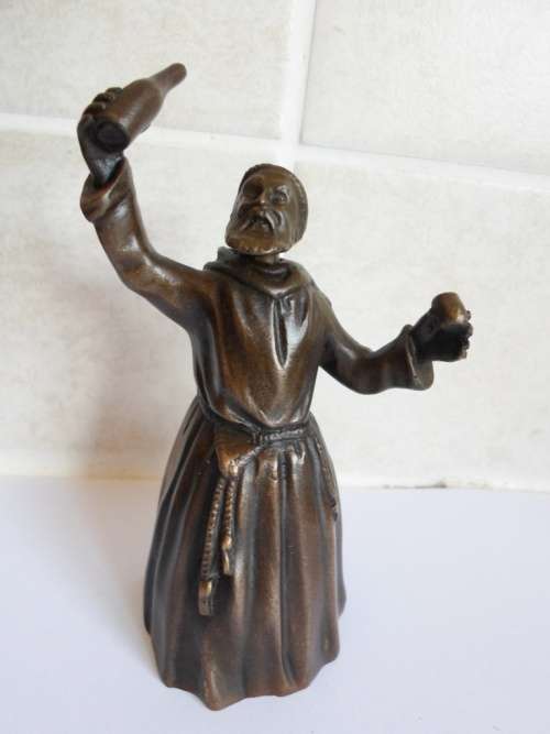 WOW!! SIGNED!! CESARO BRONZE DRUNKEN MONK BOBBLE HEAD BELL AMAZING!! WOW!!