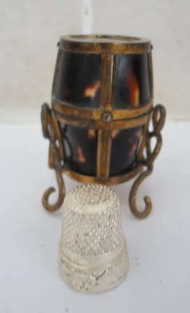 MAGNIFICENT!! 1820's FRENCH TORTOISE SHELL ORMOLU THIMBLE CASE WITH ORIGINAL SILVER THIMBLE WOW!!!