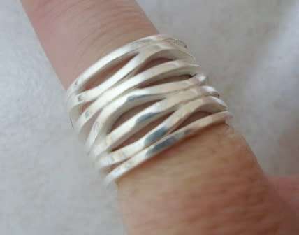 WOW!! GORGEOUS HEAVY STERLING SILVER RING WITH FABULOUS DESIGN 11,8g   SIZE M1/2  WOW!!