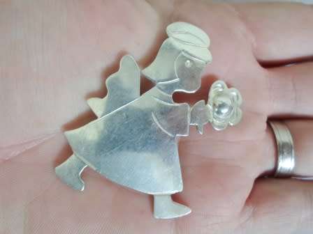 BEAUTIFUL!! LARGE VINTAGE STERLING SILVER ANGEL BROOCH 13,0g  WOW!!