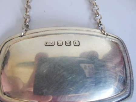 LOVELY!! VINTAGE SA STERLING SILVER DECANTER LABEL 15,6g WOW!!