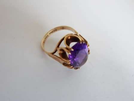 BREATHTAKING!! BIRMINGHAM 9ct GOLD 5,00ct AMETHYST RING BY W&G   4,0g  VALUE R4500  STUNNING!!