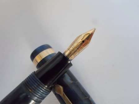 WOW!! VINTAGE CONWAY STEWART 84 BLUE MARBLED FOUNTAIN PEN WITH 14ct GOLD NIB VALUE R1000 WOW!!