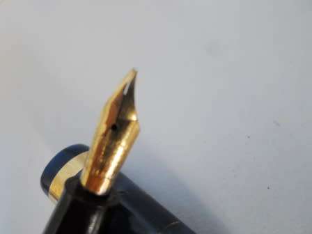 WOW!! VINTAGE CONWAY STEWART 84 BLUE MARBLED FOUNTAIN PEN WITH 14ct GOLD NIB VALUE R1000 WOW!!