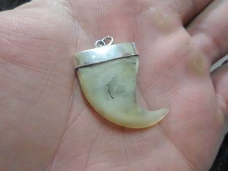 WOW!! LARGE VINTAGE STERLING SILVER & LION CLAW PENDANT 4,6g WOW!!