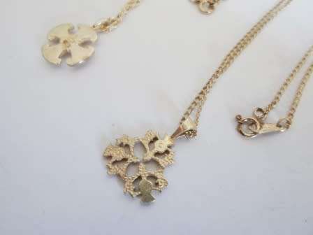 WOW!! 2 X VINTAGE STERLING SILVER CELTIC PENDANTS WITH CHAINS 6,6g  WOW!!