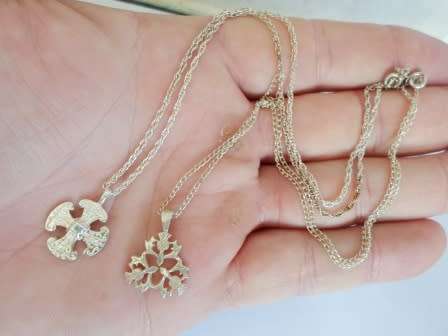 WOW!! 2 X VINTAGE STERLING SILVER CELTIC PENDANTS WITH CHAINS 6,6g  WOW!!