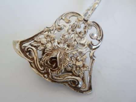 EXQUISITE!! STERLING SILVER MUFFIN TONGS BY ALBERT BODEMER  46,4g  STUNNING DETAIL WOW!!