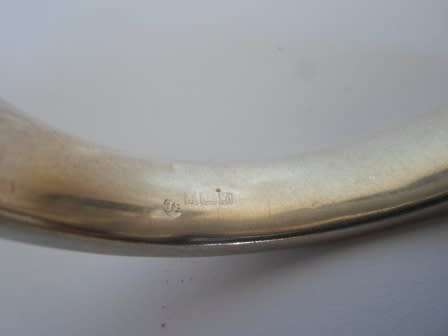 GORGEOUS!! 1975 BIRMINGHAM SILVER CLIP BANGLE WITH ENGRAVED DETAIL  18,6g  WOW!!