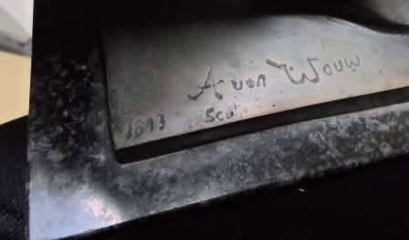 VERY RARE!! ANTON VAN WOUW POSTHUMUS "LEEMANS THE POSTMAN" BRONZE 410mm VALUE R30000 WOW!!