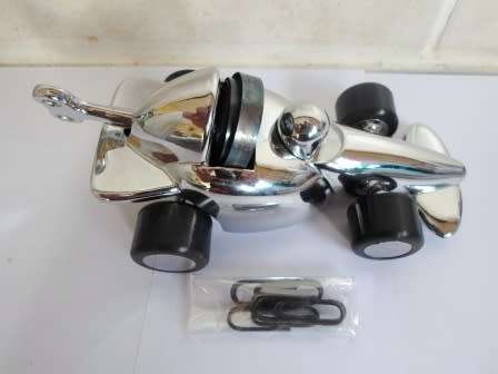 F1 FANS!! BOXED TROIKA WIND UP F1 CAR DESK PIECE DESIGNED BY HAUKE MURKEN & SVEN HANSEN WORKING!!