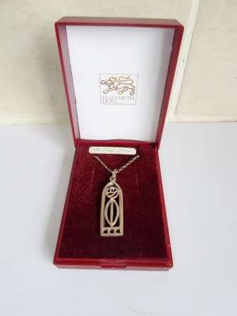 GORGEOUS!! VINTAGE ELIZABETH DUKE STERLING SILVER PENDANT & CHAIN  7,3g WOW!!