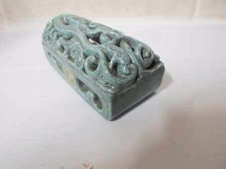 WOW!! VINTAGE CHINESE CERAMIC BRUSH REST WOW!!