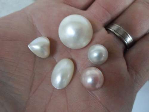 WOW!! COLLECTION OF 5 MABE PEARLS WOW!!