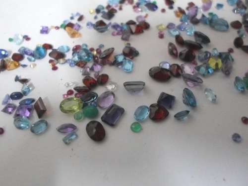 WOW!! 83,50ct COLLECTION OF MIXED GEM STONES STUNNING STONE!! WOW!!