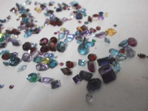 WOW!! 83,50ct COLLECTION OF MIXED GEM STONES STUNNING STONE!! WOW!!