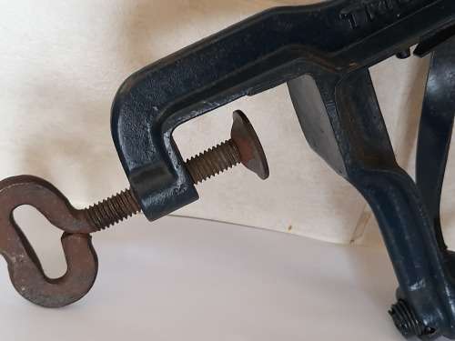 Vintage Triumph Pefra cast iron apple peeler rare wow!!